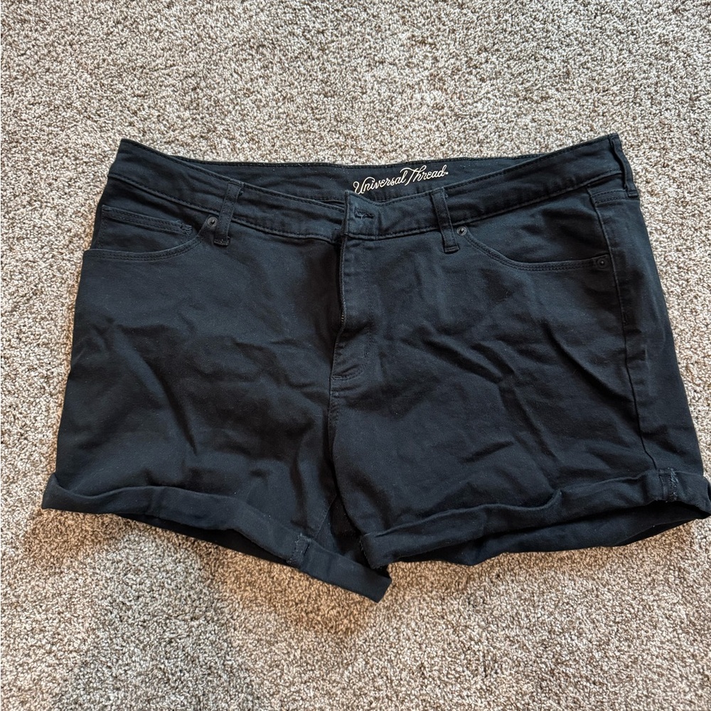 Universal Thread Women's Black Jean Shorts